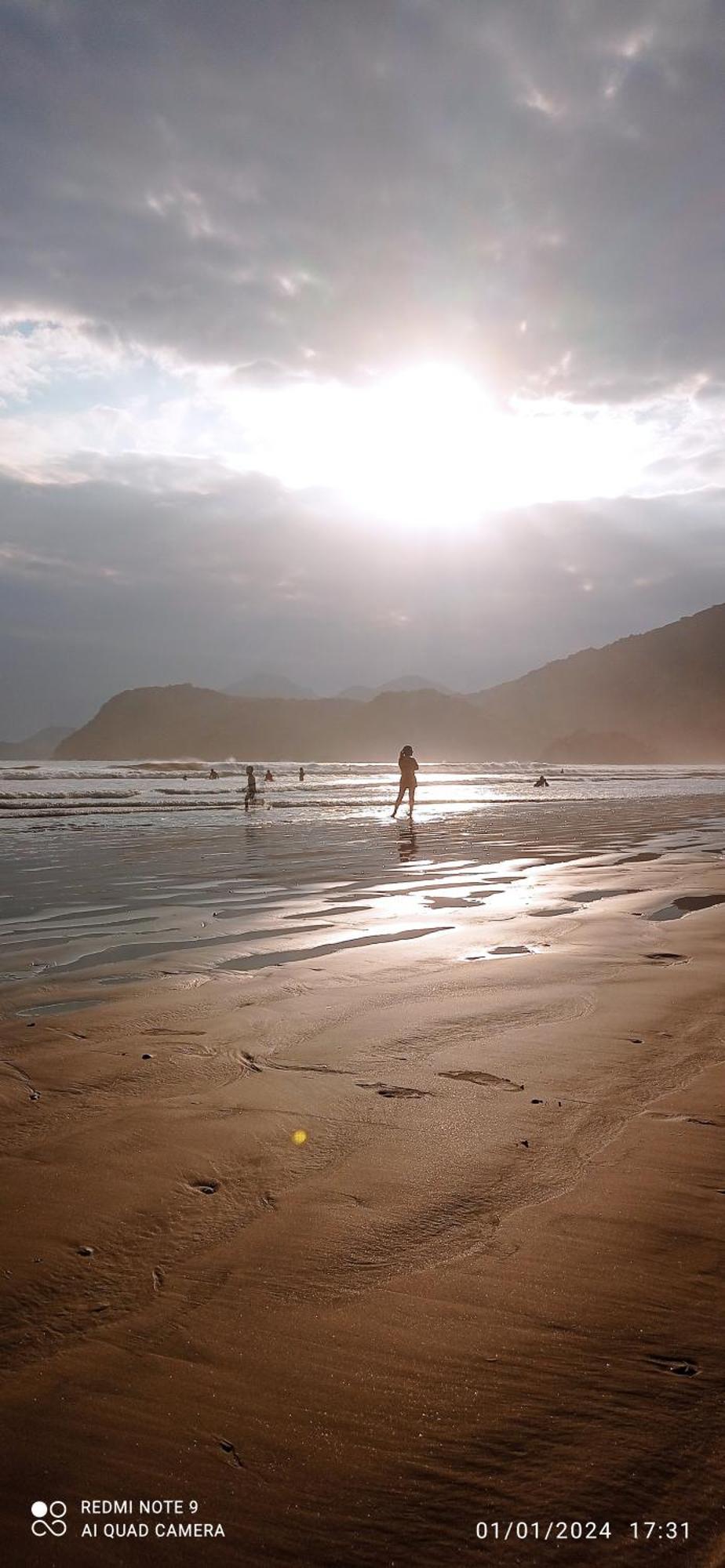 Casa Container Pe Na Areia- Ubatumirim *